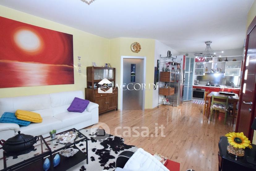 Trilocale in Via Roma — foto 16 di 26