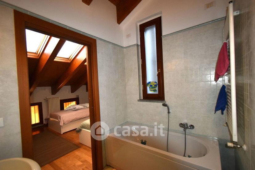 Trilocale in Via Don Pietro Mandelli 61 — foto 19 di 26