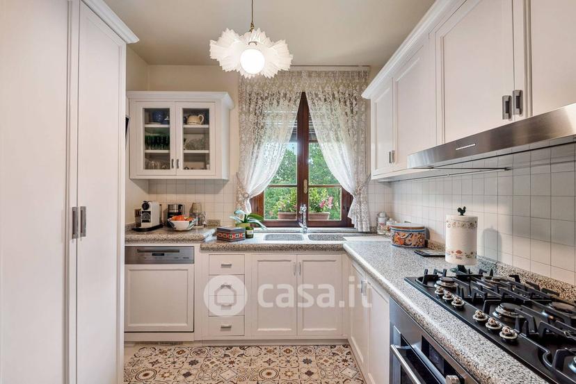 Villa in Via di Poggiarello 24 — foto 5 di 35