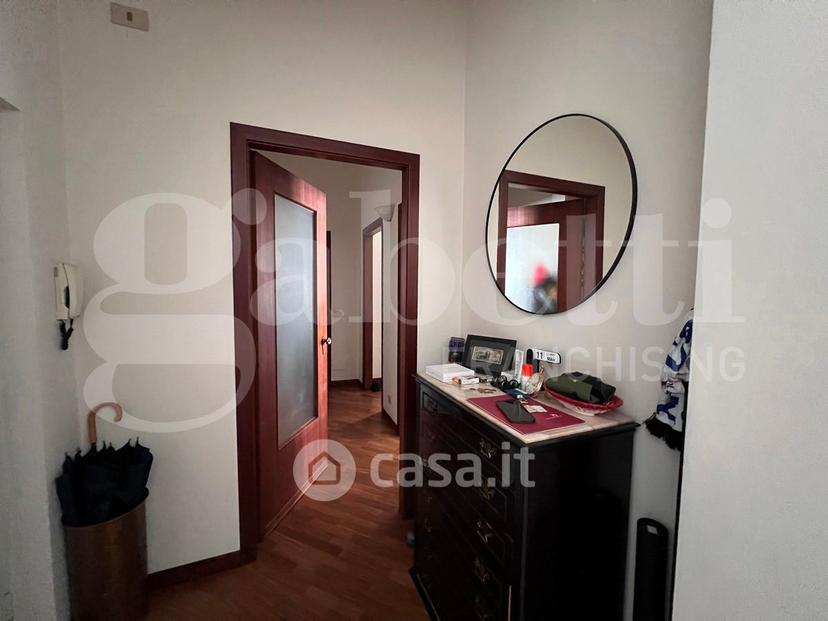 Trilocale in Via Mazzini 6 — foto 15 di 25