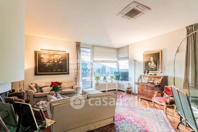 Villa in Via Per Brunate — foto 4 di 44