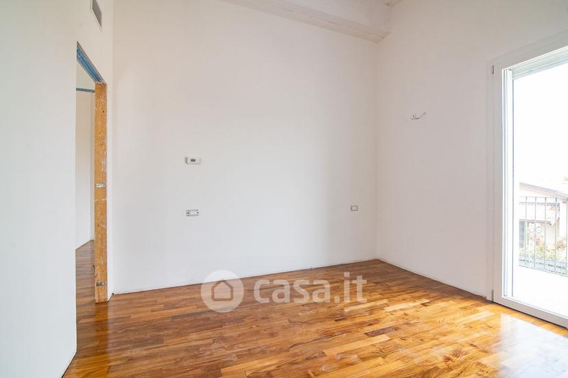 Villa in Via Mario Baratta — foto 30 di 63