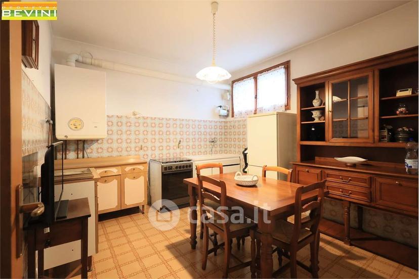 Appartamento in Via Michele Fusco 88 — foto 6 di 47