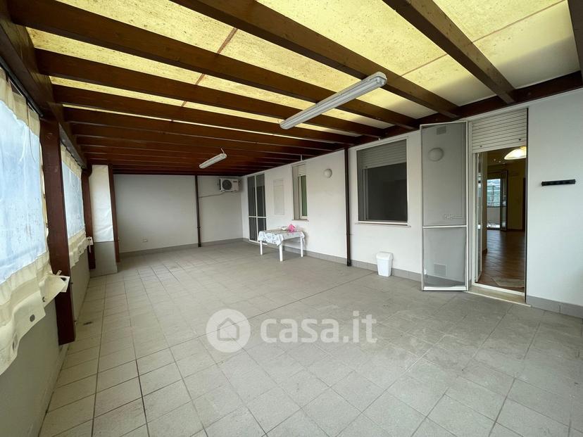 Quadrilocale in Via Raffaello Sanzio 285 B — foto 38 di 39