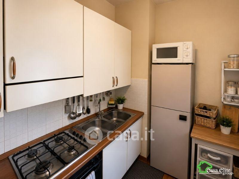 Trilocale in Via V. Monti 2 — foto 11 di 24