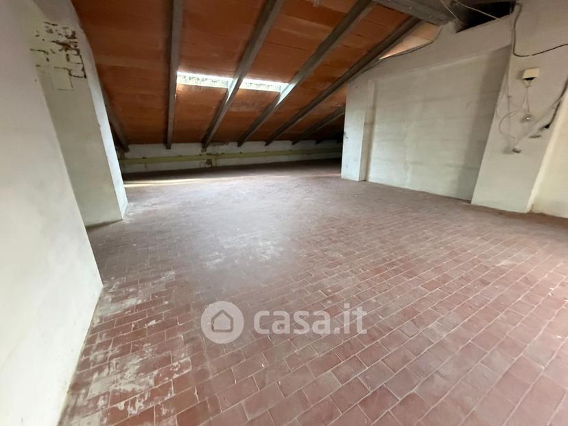 Appartamento in Viale Volturno 111 — foto 27 di 54