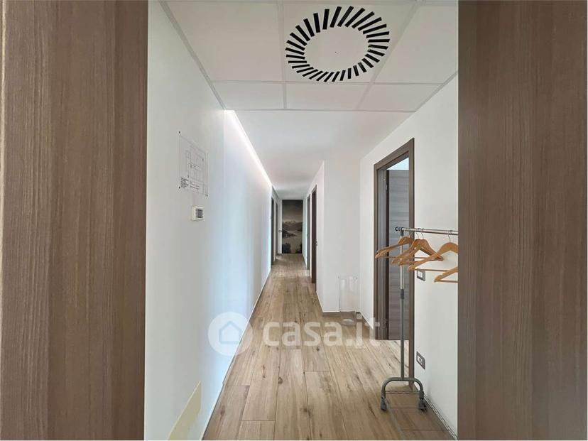 Villa in Via Giacomo Leopardi 77 — foto 22 di 36