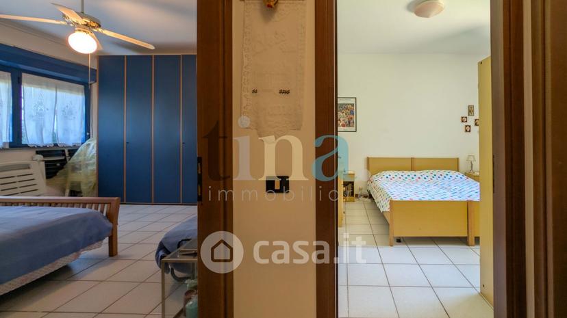 Quadrilocale in Via Ticino — foto 29 di 32