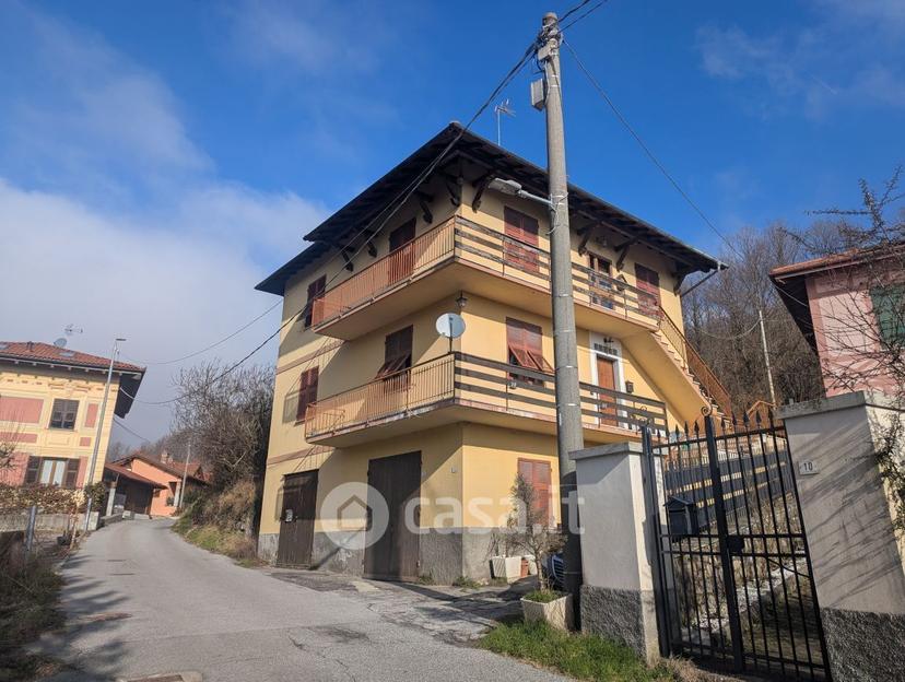 Appartamento in Via Pratopriore 14 — foto 17 di 35