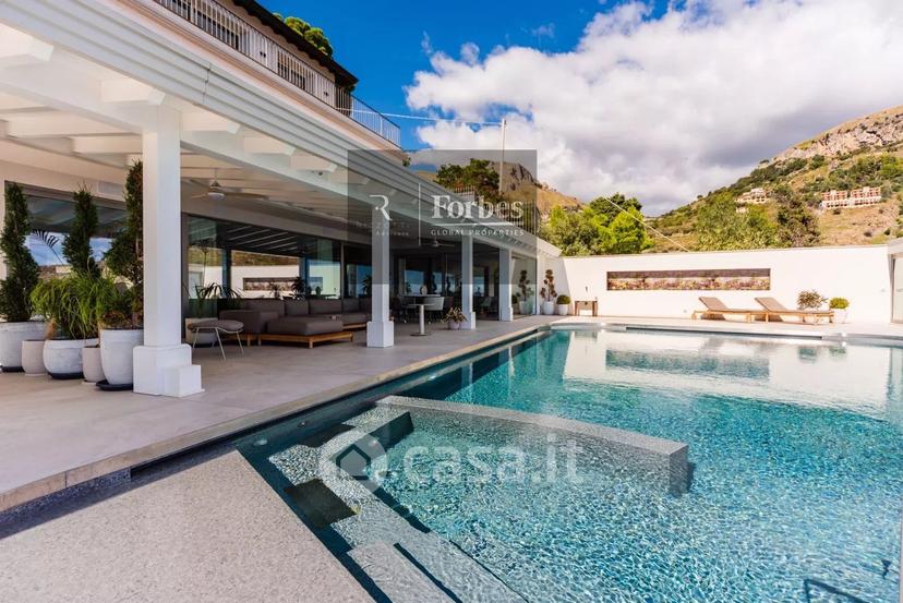 Villa in Via David Herbert Lawrence — foto 3 di 66