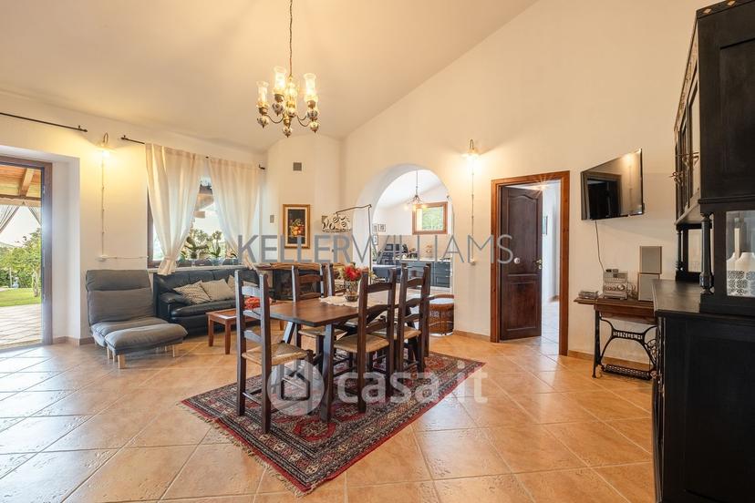 Villa in Via San Pietro — foto 15 di 36