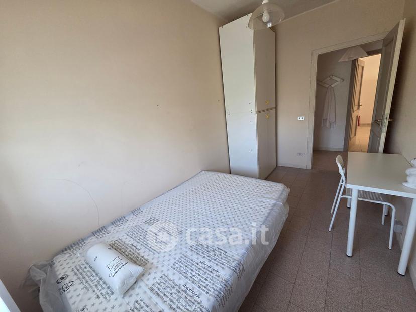 Stanza in Via dei Sabelli 21 — foto 12 di 29