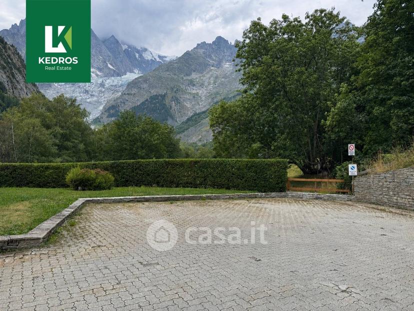 Quadrilocale in Strada Larzey - Entrèves 46 — foto 7 di 27