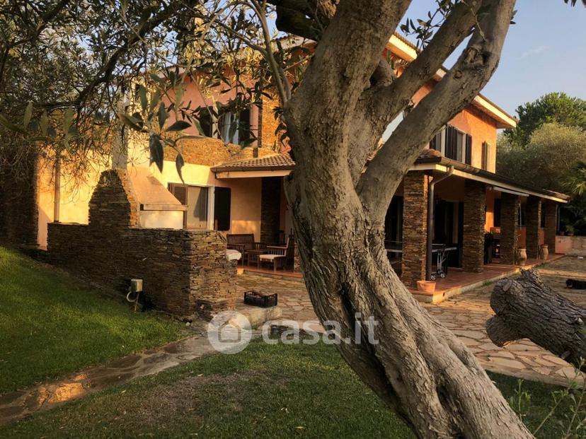Villa in Strada Vicinale Sant'Anatolia Traversa — foto 14 di 37