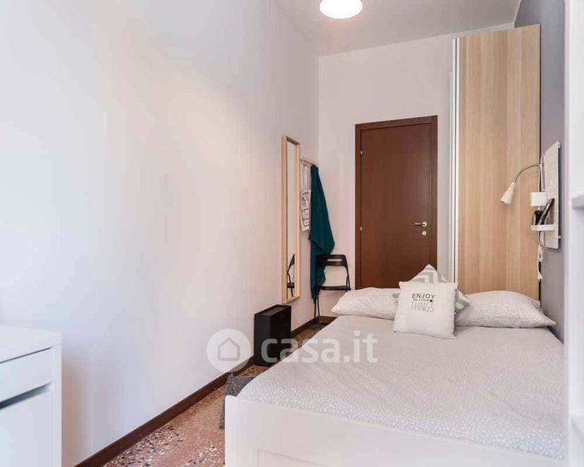 Stanza in Viale Giovanni Vicini 20 — foto 13 di 18