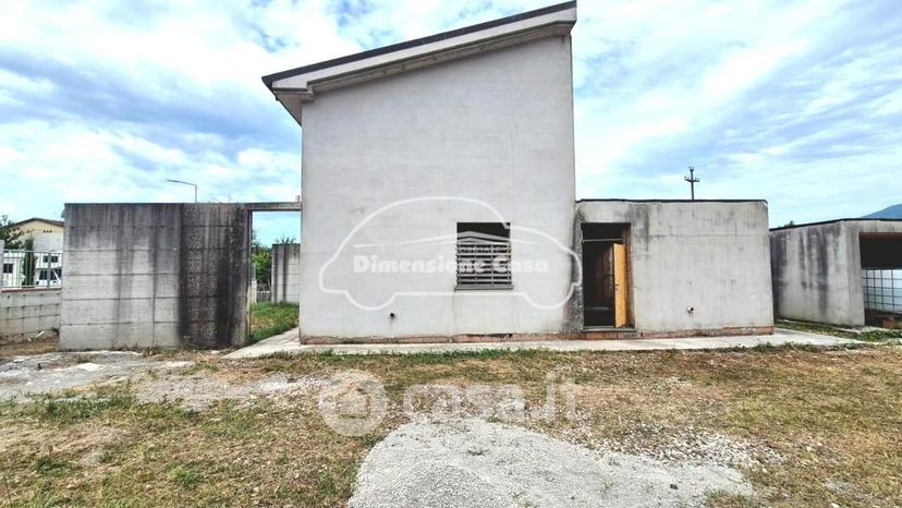 Villa in Via delle Ville 275 — foto 15 di 21