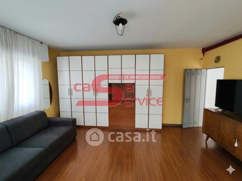 Quadrilocale in Via Croce Guigli 11 — foto 4 di 17