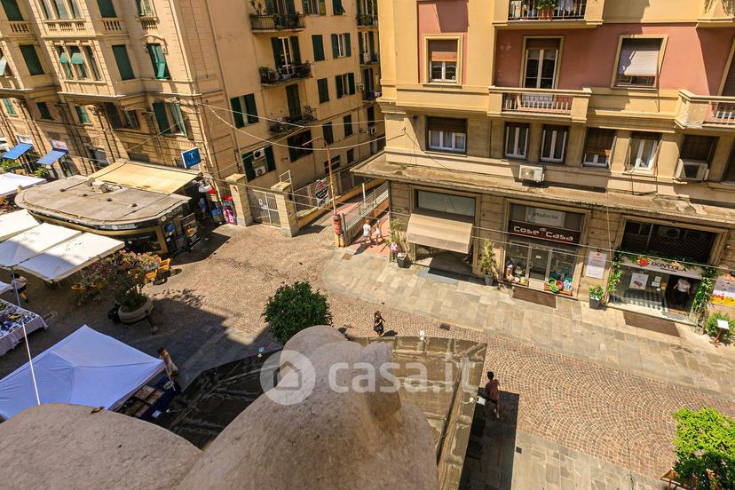 Appartamento in Via Cesarea 12 /8