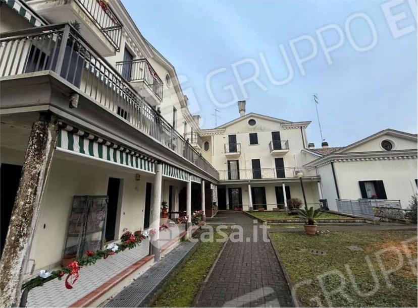 Quadrilocale in Via Roma 26 — foto 5 di 33