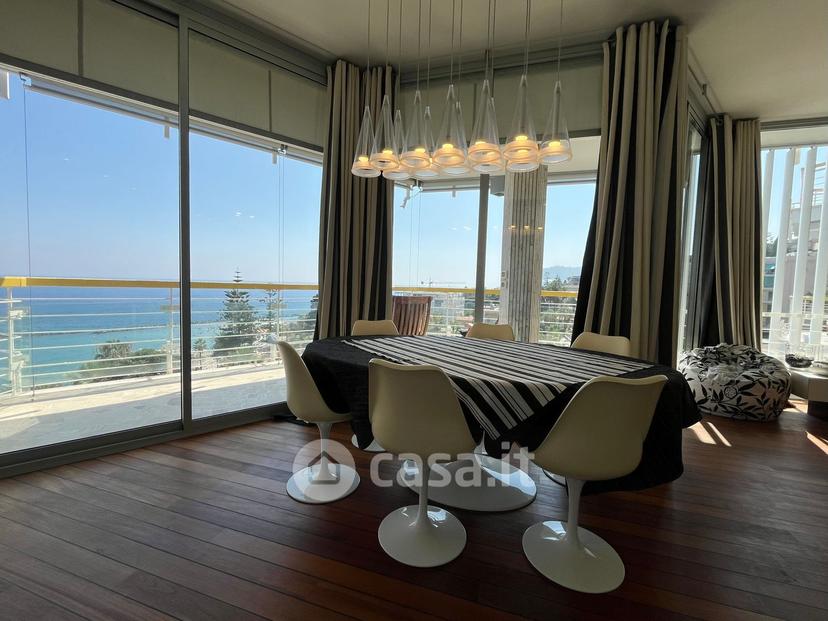 Appartamento in Via Roccasterone 8 — foto 15 di 36