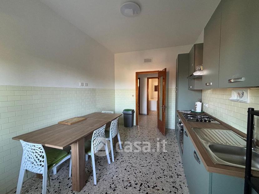 Stanza in Via Torre San Biele — foto 20 di 38