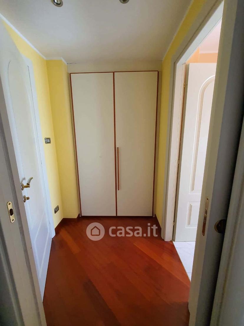 Trilocale in Via Palmiro Togliatti 5 — foto 2 di 19
