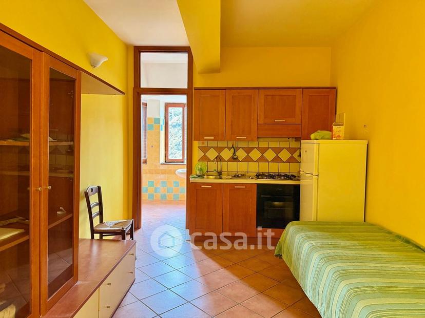 Bilocale in Via Villa Comunale 40 — foto 3 di 13