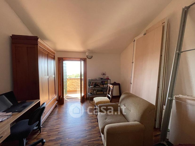 Villa in Via Isabella d'Este — foto 26 di 27