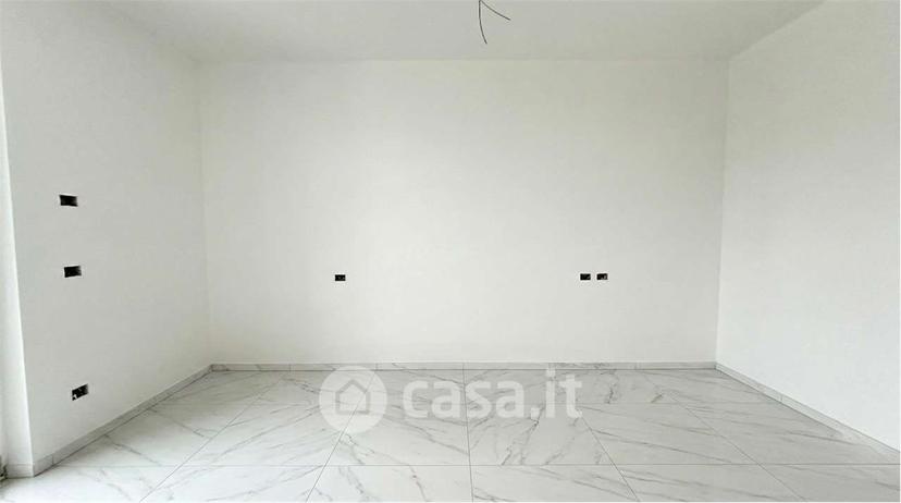 Trilocale in Via Roma — foto 25 di 36