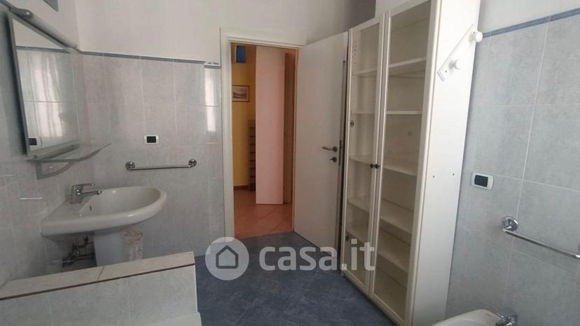Stanza in Via Luigi Musini — foto 6 di 14