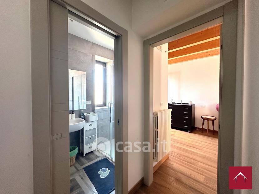 Bilocale in Via Giovenale 24 — foto 10 di 32
