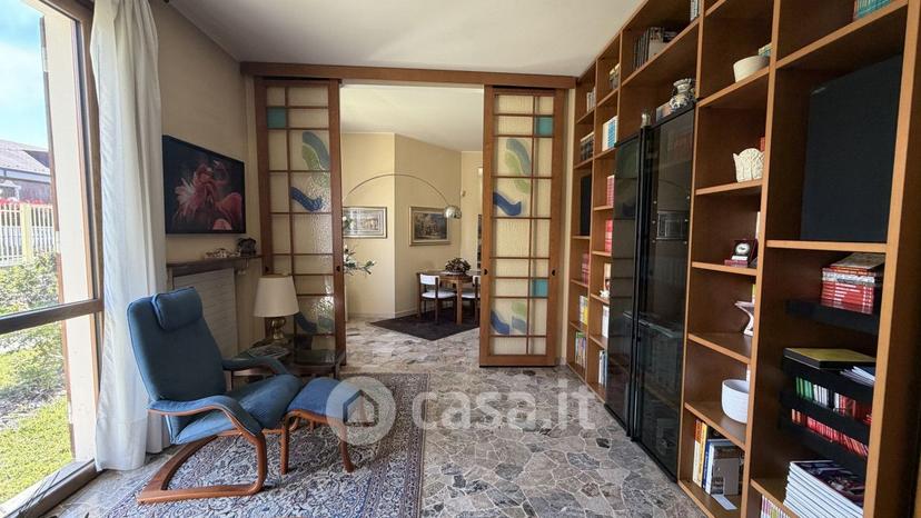Villa in Via A. Mantegna — foto 14 di 47