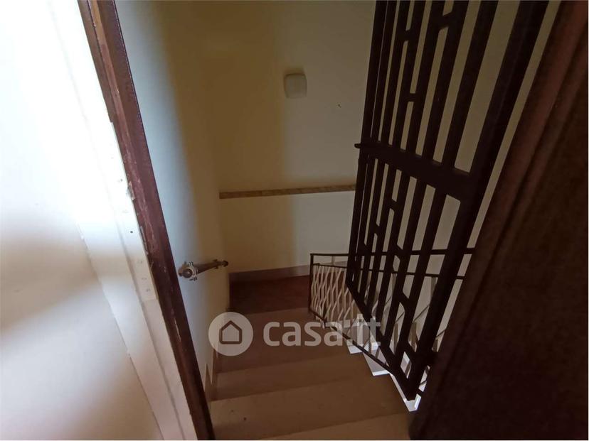 Villa in Via Paolo VI Papa — foto 11 di 33