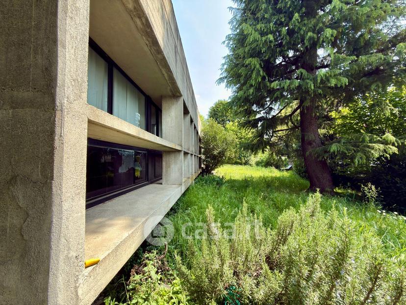 Villa in Via Giosuè Carducci 20 a — foto 175 di 182