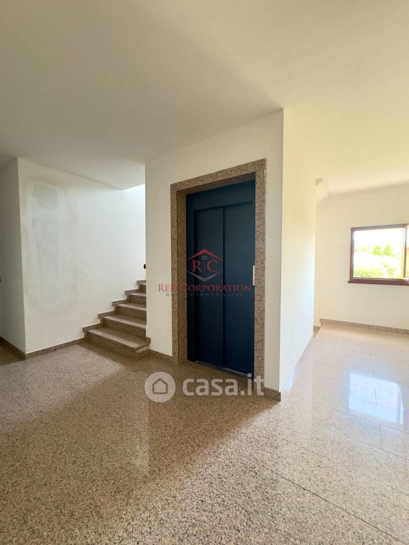 Monolocale in Via Serge Reggiani — foto 9 di 13