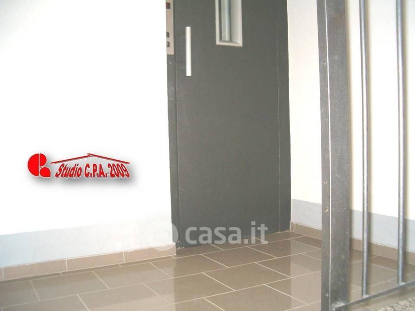 Trilocale in Via Alessandro Manzoni 10 — foto 10 di 45