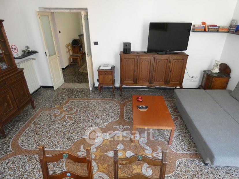 Stanza in Via Sant'Ugo 3 — foto 4 di 18