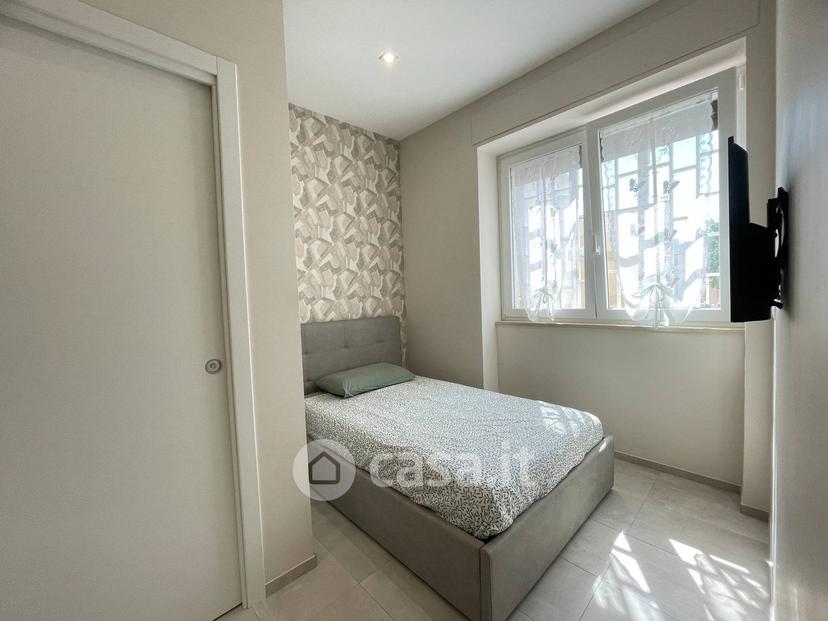 Monolocale in Via Giulio Petroni 41 — foto 3 di 14