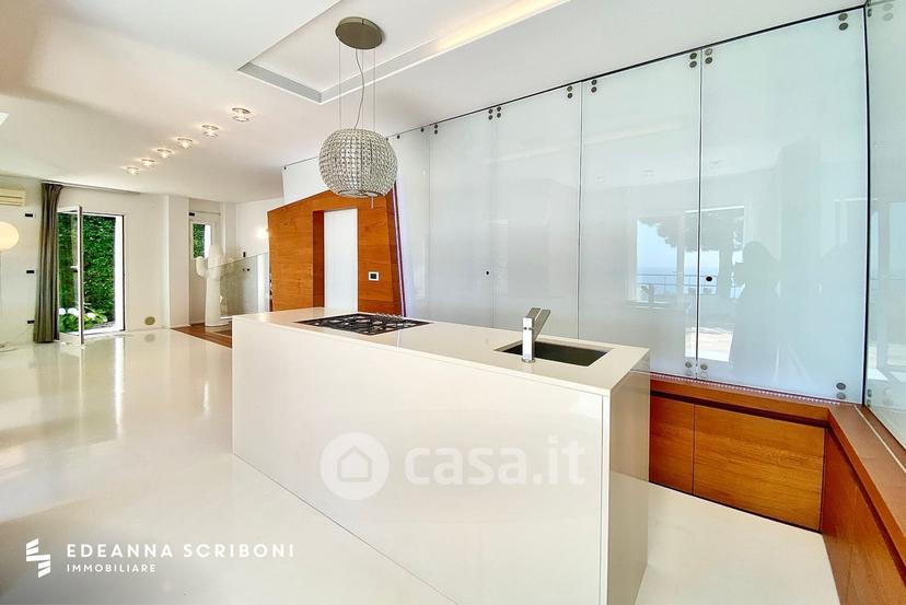Villa in Via Aurora — foto 6 di 59