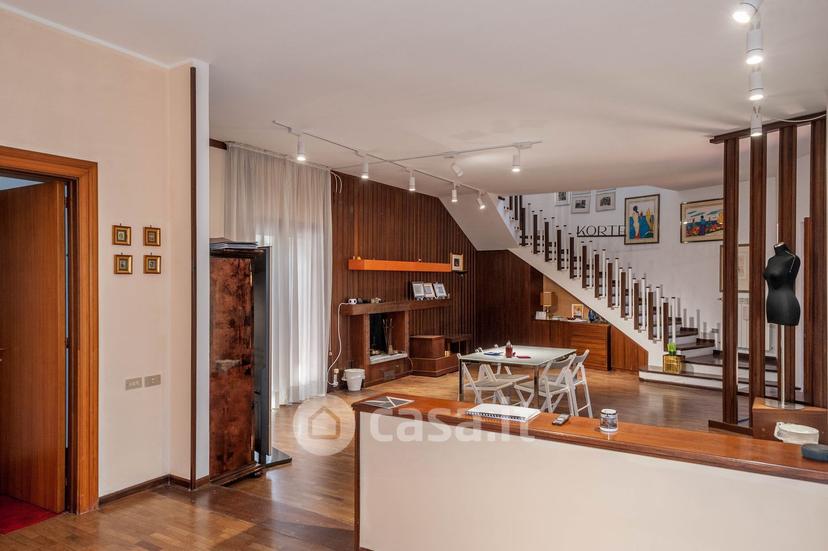 Villa in Via San Tommaso — foto 15 di 47