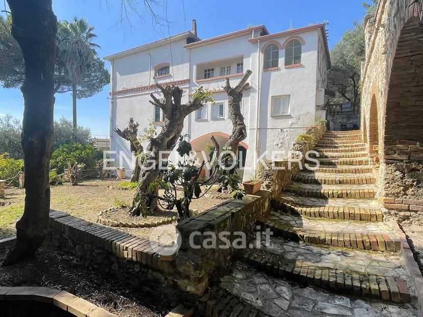 Villa in Via Antonio Sebastiani — foto 4 di 25