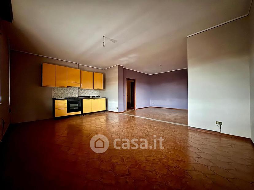 Trilocale in Via Torino — foto 2 di 20