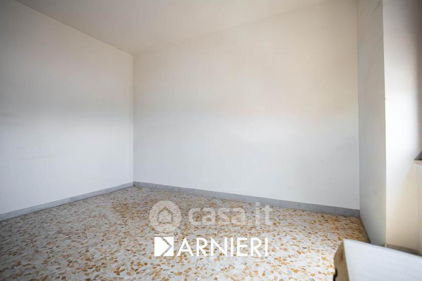 Quadrilocale in Via Villa Petrara 191 — foto 16 di 42
