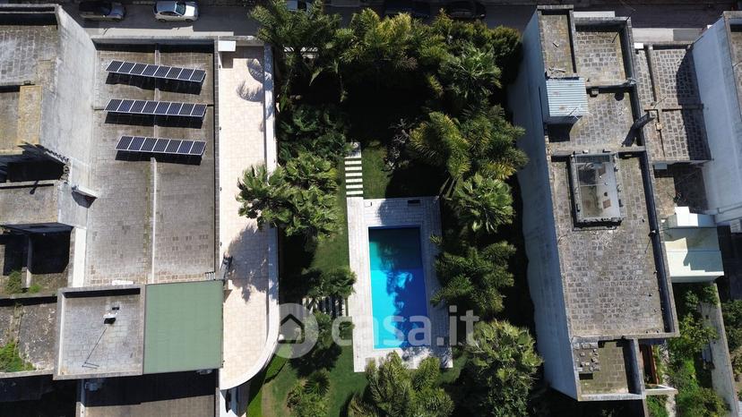 Villa in Via Giulio Cesare 62 — foto 13 di 105