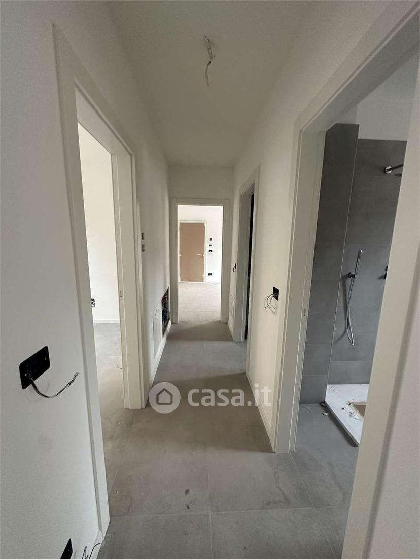 Quadrilocale in Via Irma Bandiera — foto 3 di 18