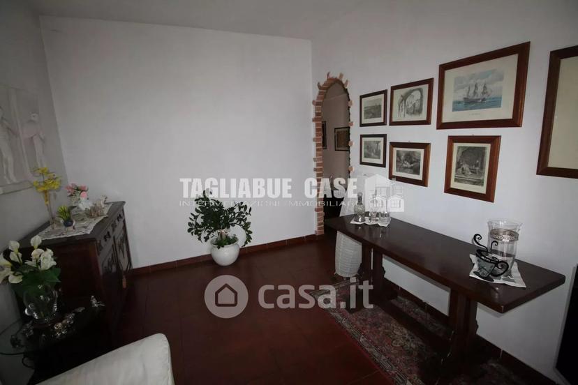 Trilocale in Via Tevere 16 — foto 8 di 23