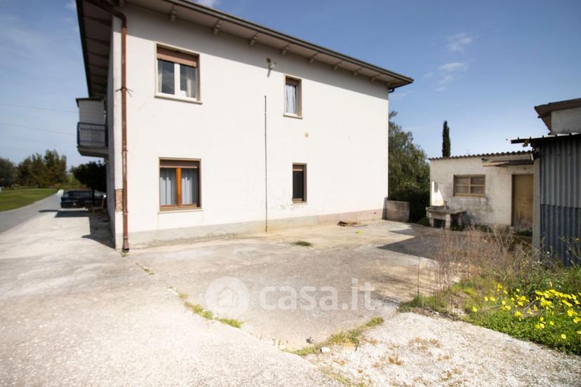 Quadrilocale in Via Badette 49 — foto 19 di 28