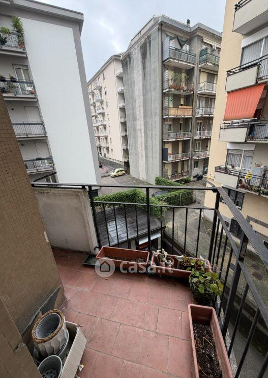 Stanza in Via Leone Leoni — foto 14 di 15