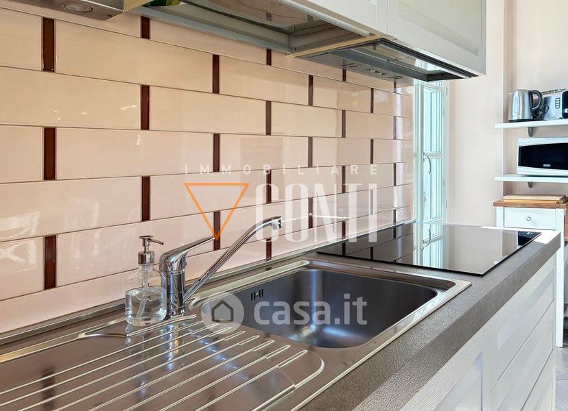 Trilocale in Via Toscani 8 — foto 27 di 32