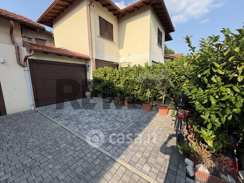 Quadrilocale in Via Filippo Corridoni 49 — foto 9 di 26